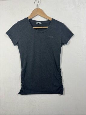 4/25 Bench Women's Short Sleeve Crew Neck Tee in Dark Gray